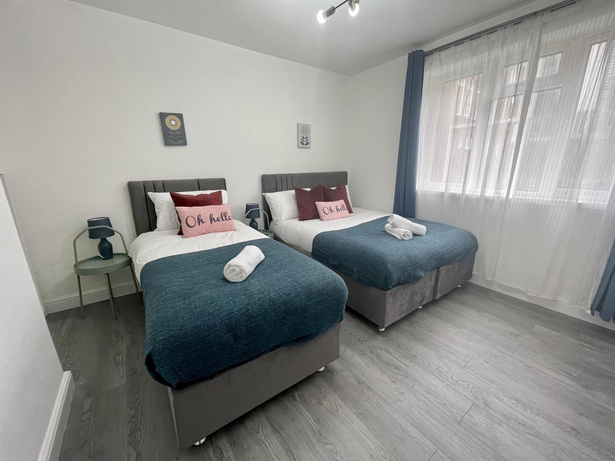 Deluxe Apartment - Next To Kings Cross - Eurostar & Euston Station Лондон Екстериор снимка