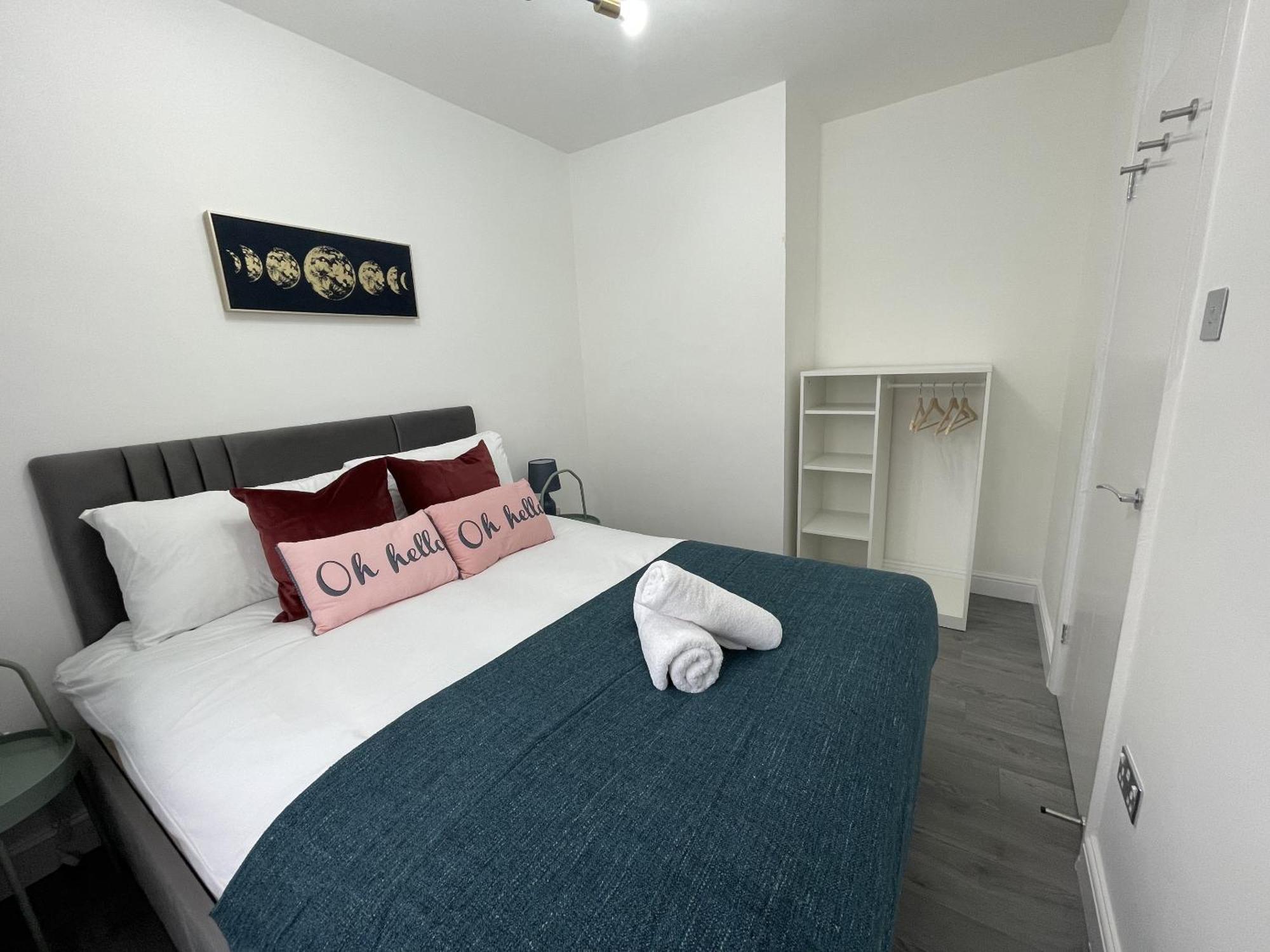 Deluxe Apartment - Next To Kings Cross - Eurostar & Euston Station Лондон Екстериор снимка